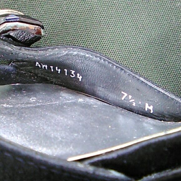 Stuart Weitzman Satin  Embellished Jeweled Heels - Picture 7 of 8